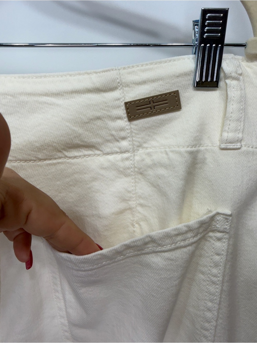 Liverpool Los Angeles Hannah Flare Cream Wide Leg Pants Size 10/30 Lyocell Blend - Picture 10 of 13